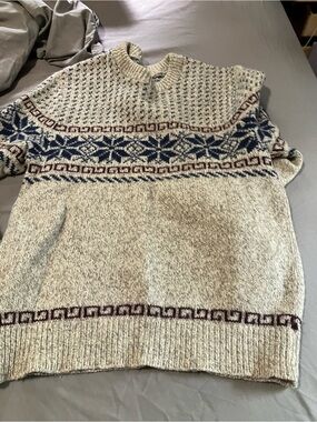 100% wool Crewneck Sweater vintage